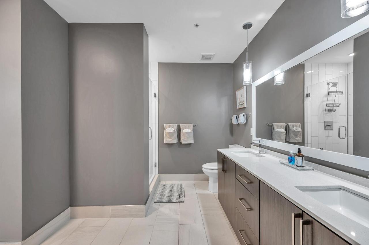 Luxury 1 Bedroom With Den Downtown Tampa Apt - City Views, Rooftop Pool, Workspace Extérieur photo