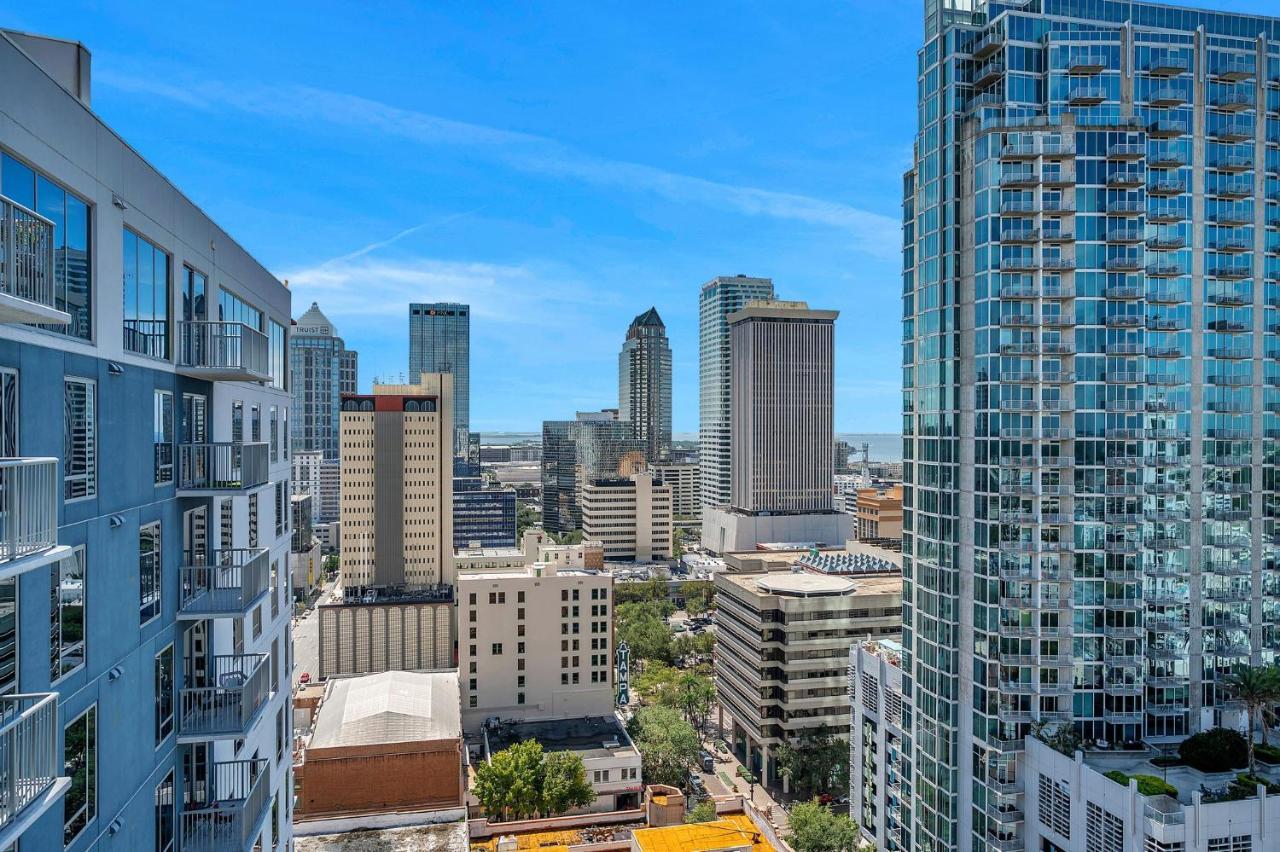 Luxury 1 Bedroom With Den Downtown Tampa Apt - City Views, Rooftop Pool, Workspace Extérieur photo