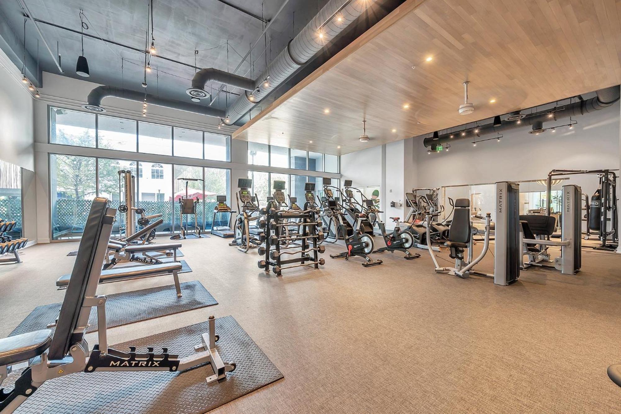 Luxury 1 Bedroom With Den Downtown Tampa Apt - City Views, Rooftop Pool, Workspace Extérieur photo