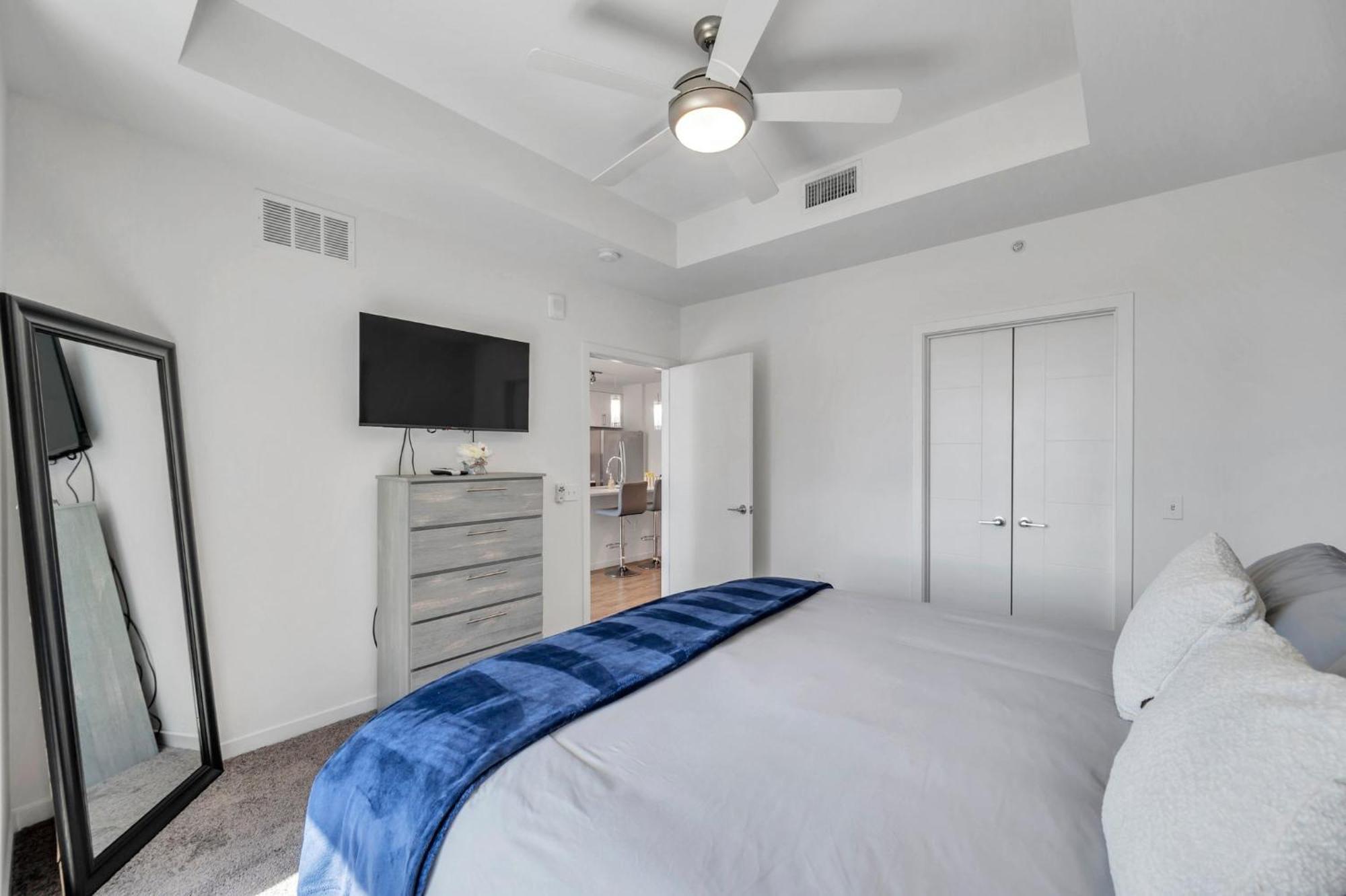 Luxury 1 Bedroom With Den Downtown Tampa Apt - City Views, Rooftop Pool, Workspace Extérieur photo